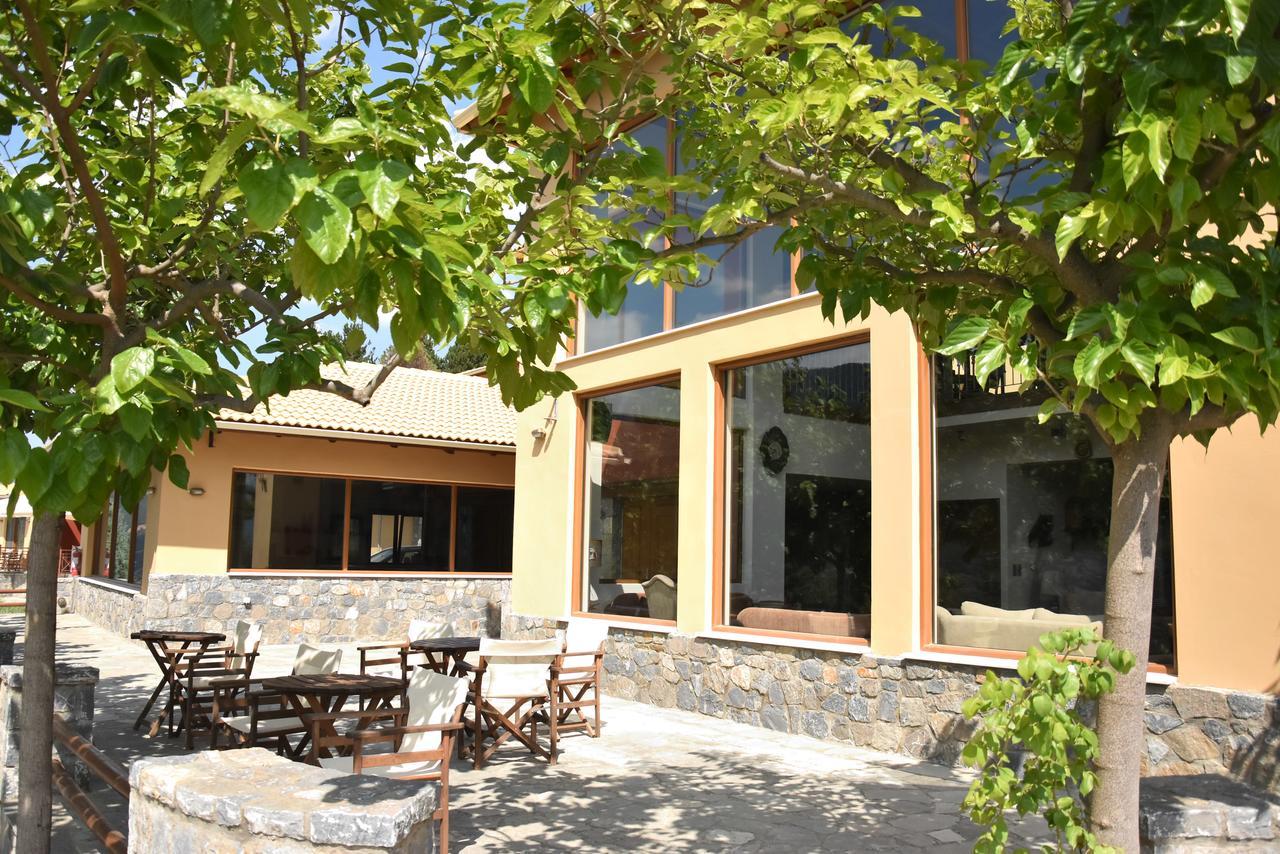 Otel Olvios Gkoura